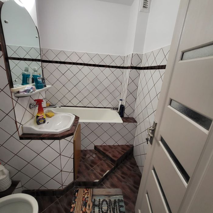 Inchiriez Apartament 2 camere!