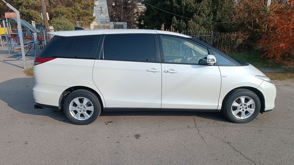 Продам Таета превия