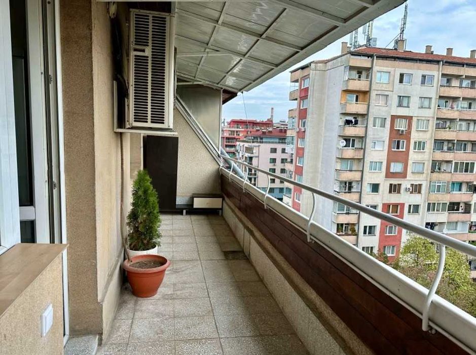 Дава се под наем Тристаен апартамент в София, Белите брези - 95 кв.м за 663 € - Снимка #9