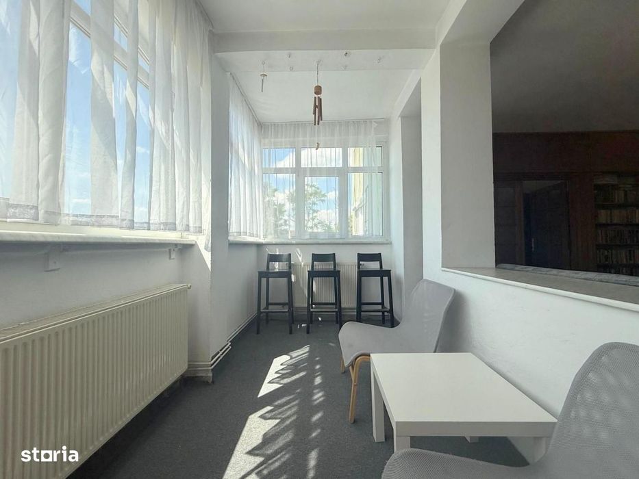 Apartament 3 camere, str. Bucuresti, suprafata generoasa