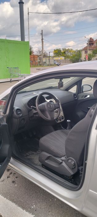 Opel corsa D 2008
