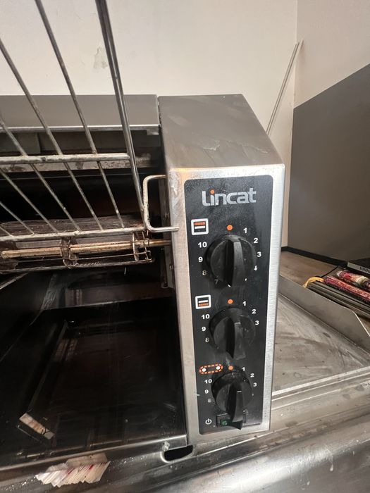 Prajitor paine 2400w