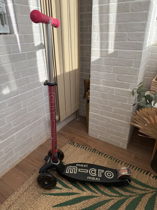 Trotineta Maxi Micro , roz