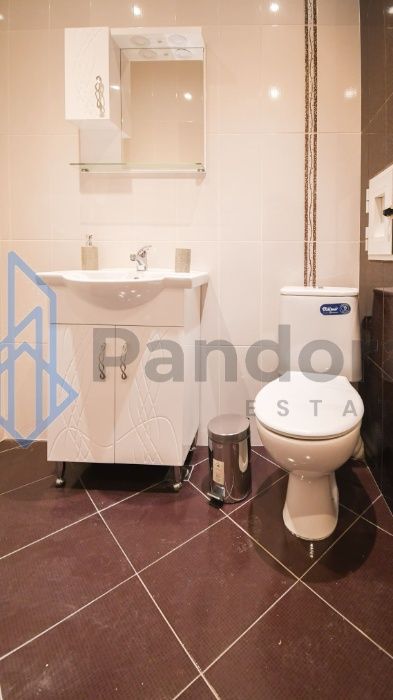 Дава се под наем Двустаен апартамент в София, Гоце Делчев - 71 кв.м за 458.49 € - Снимка #8