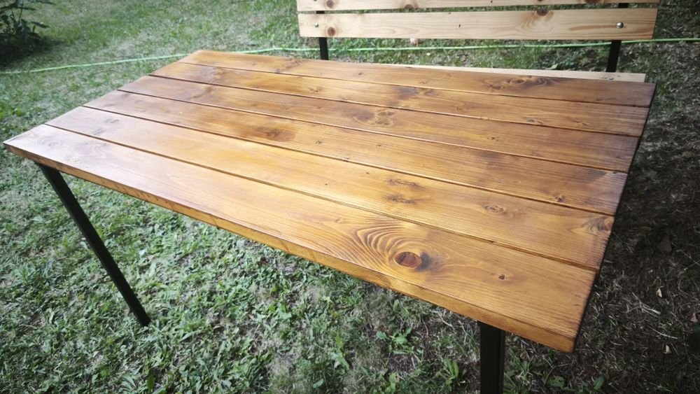 Маса - метал, дърво