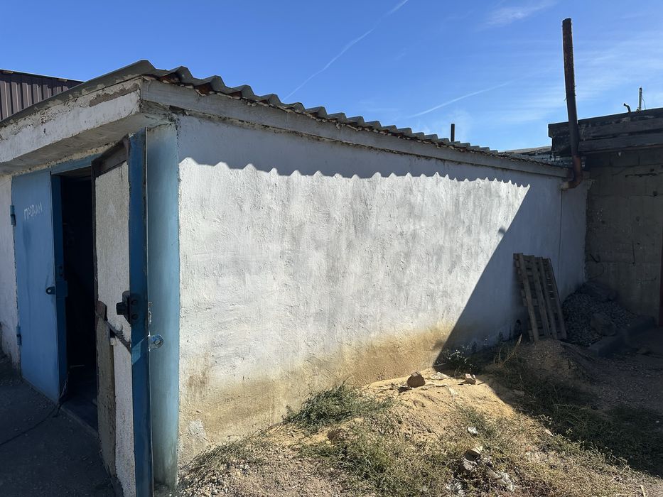 Продается 2 гаража