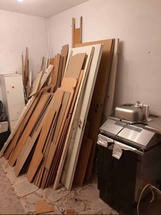 Servicii debarasare mutari relocari decopartari demolari moloz