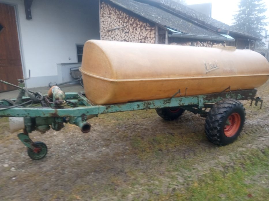 Vidanja  cu pompa  pentru tractor