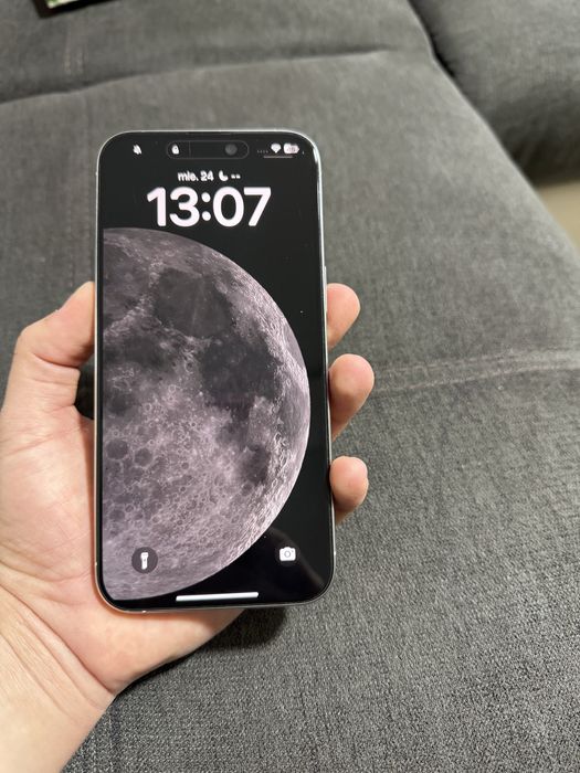 Iphone 15 Pro Max// Titanium White// 256gb