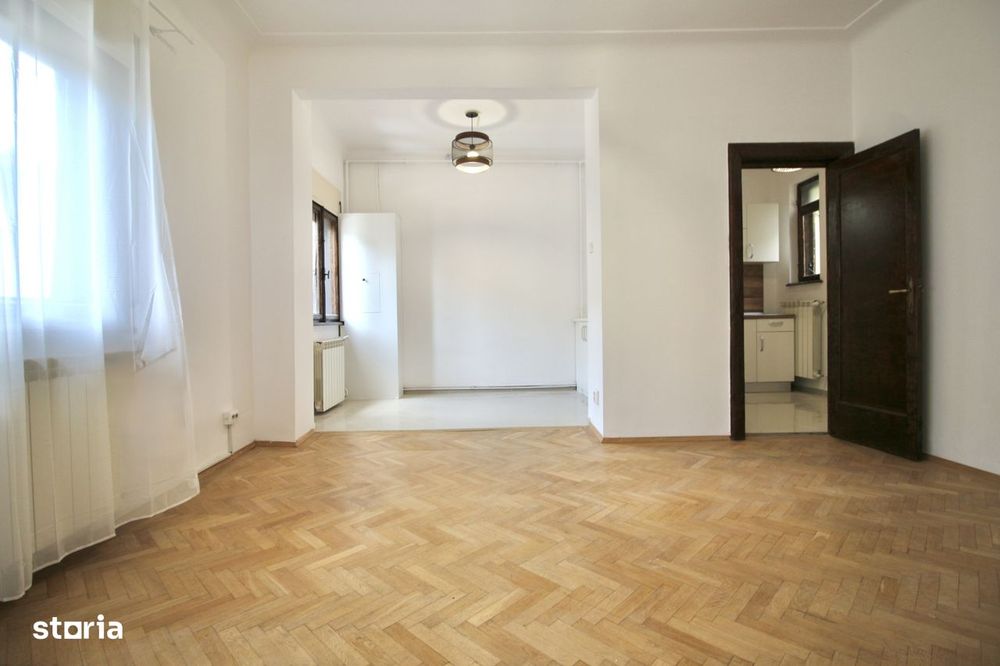 Calea Dorobanti, Apartament Nemobilat In Bloc Tip Vila!