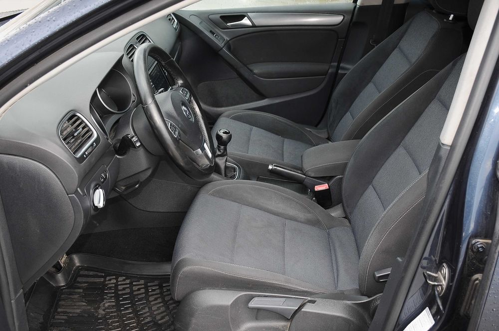 VW Golf 6 Style 2013 1.4TSi 122 CP E5 6 trepte clima scaune incalzite, inmatriculat ofer fiscal