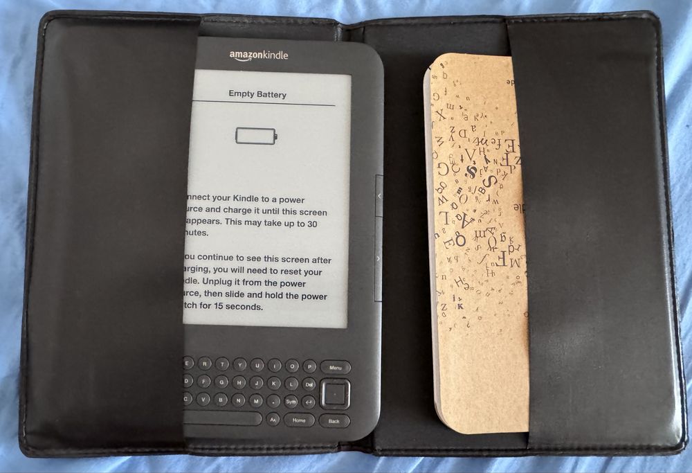 Amazon Kindle Keyboard a 3-a generație