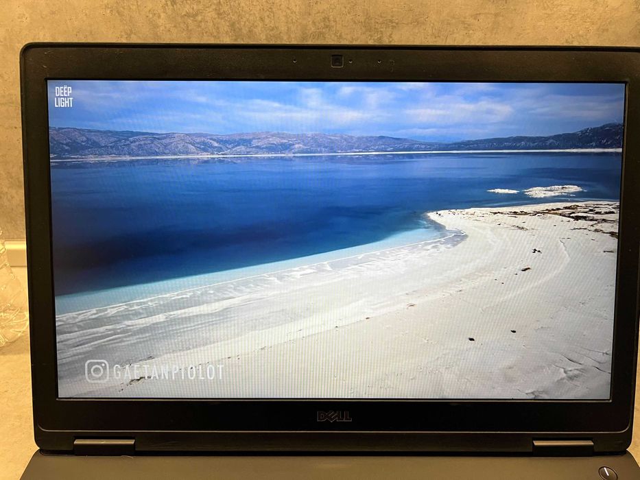 Лаптоп Dell intel CORE 7 vPro 7th Gen