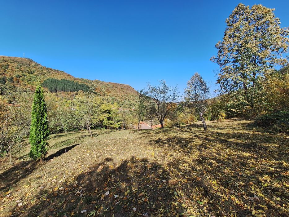 Продава се Парцел в Троян - 2552 кв.м за 34 €/кв.м - Снимка #12