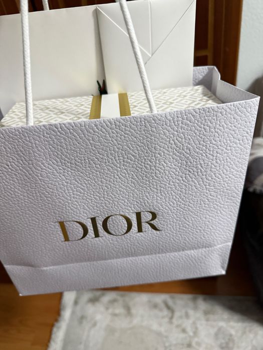 Продам коробки оригинал