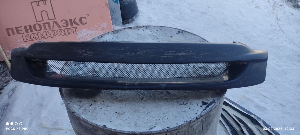 Решетка nissan Rnessa