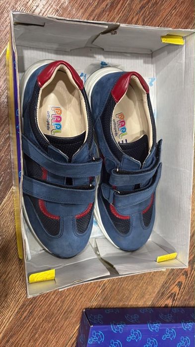 Продам новые кожаные