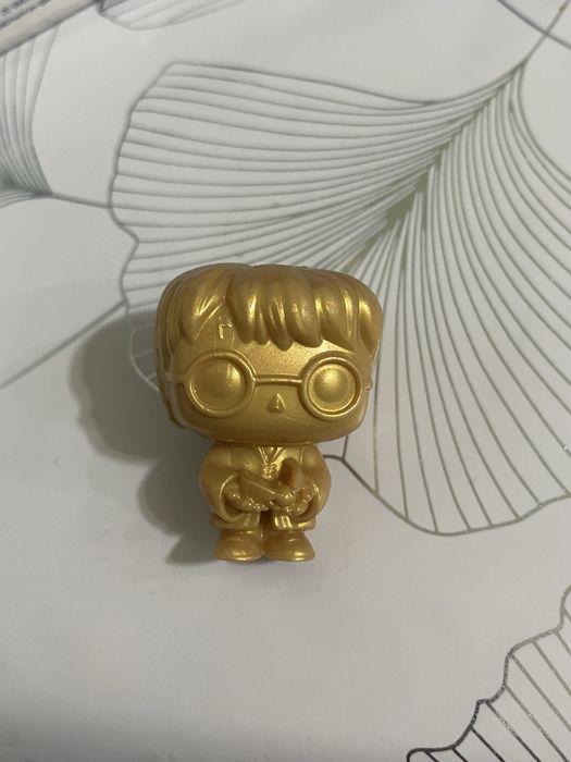 гарри потер золотой киндер джой