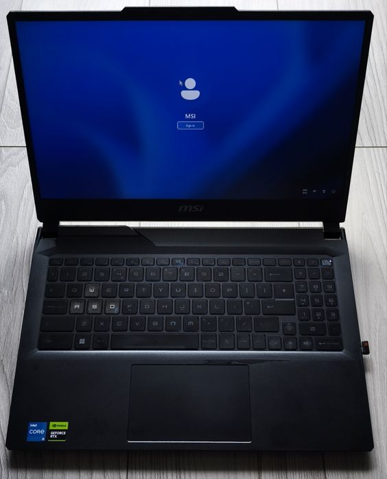 Laptop Gaming MSI Cyborg 15 A12UDX i5-12450H /15.6" FHD IPS 144Hz, 16GB, 512GB SSD, RTX 3050 6GB  W11, Black