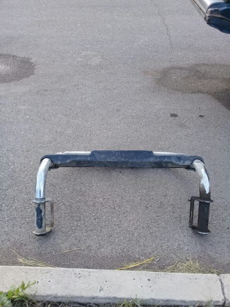 Продам кенгурятник Toyota Surf