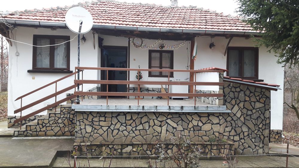 Продава се Къща в Ловеч, Център - 49 кв.м за 469 €/кв.м - Снимка #1