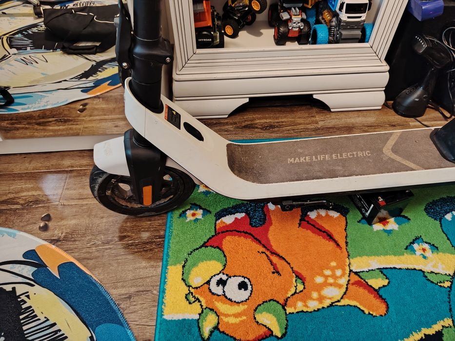 Trotineta electrica Isen X9 pro baterie detașabilă 16Ah