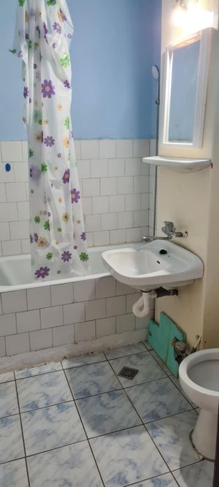 De inchiriat apartament mv1