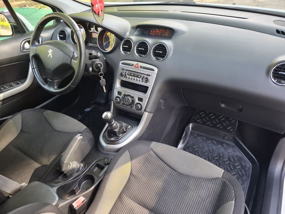 PEUGEOT 308 2013 — imagine 2