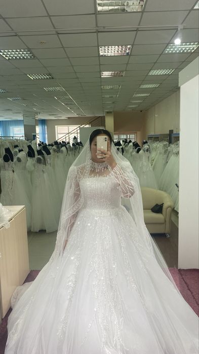 Свадебный платье