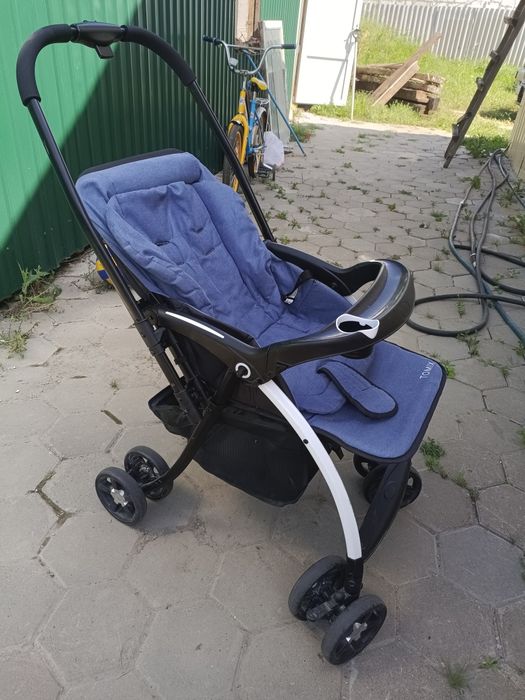 Продам коляску очень удобная