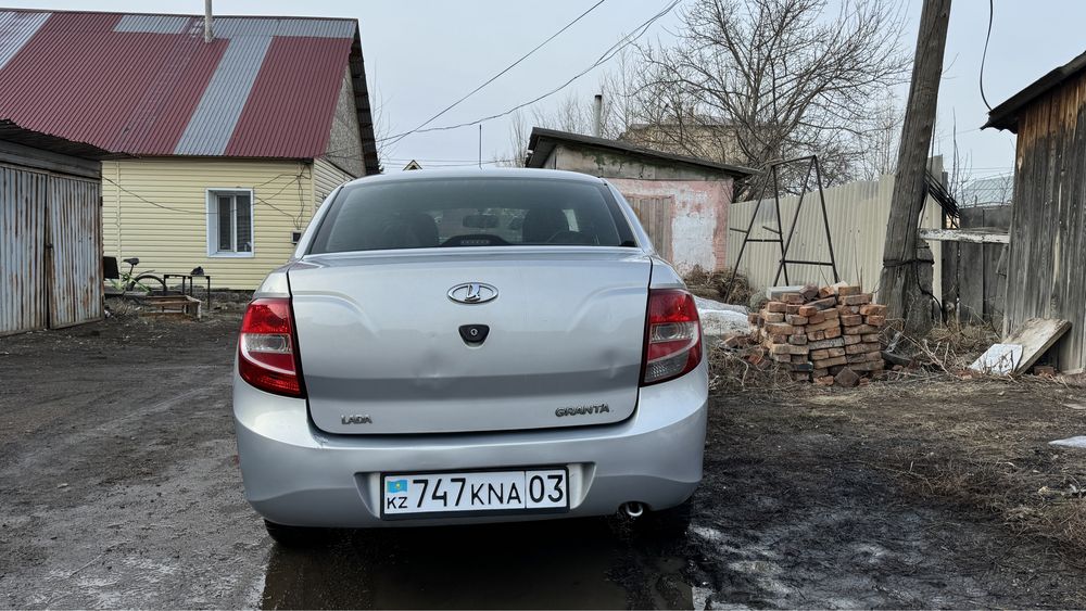 Продам автомобиль, Lada granta 2013 года