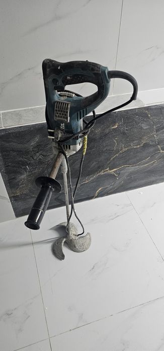 Электроинструмент