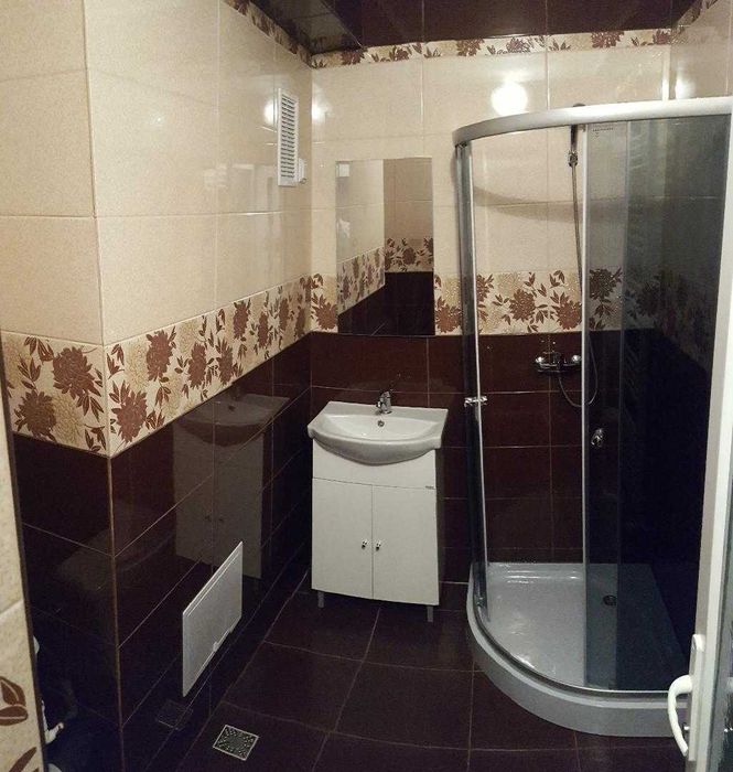 Închiriez garsonieră confort LUX, zonă centrală