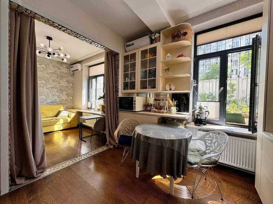 Solaris, 2/1/10, 41м2 Ориентир: Кушбеги  Доп.инф: арендаторы за 550 !!