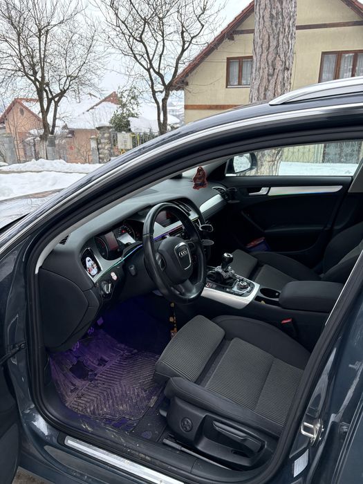Se vinde Audi A4 B8 2.0 TDI