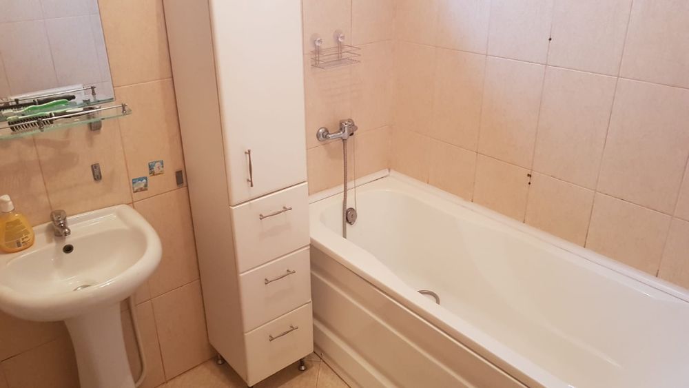 Apartament de închiriat 3 camere