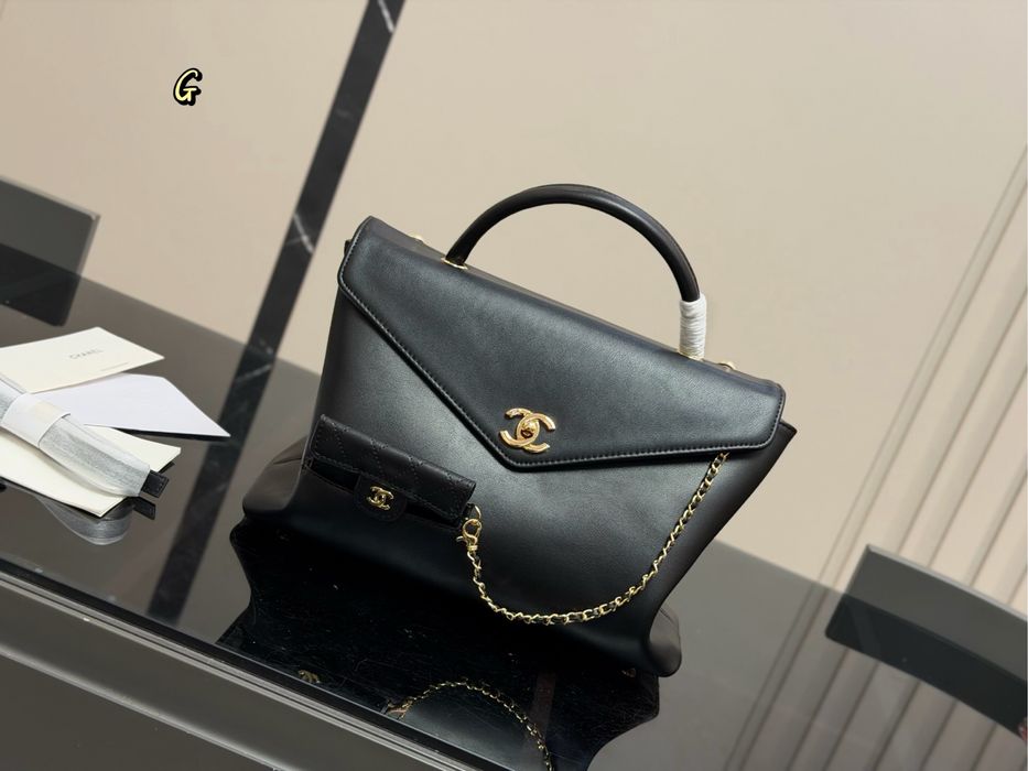Geanta Chanel piele