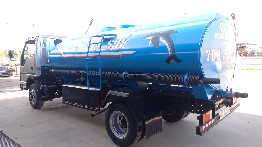 Isuzu  2010 yil vadavoz