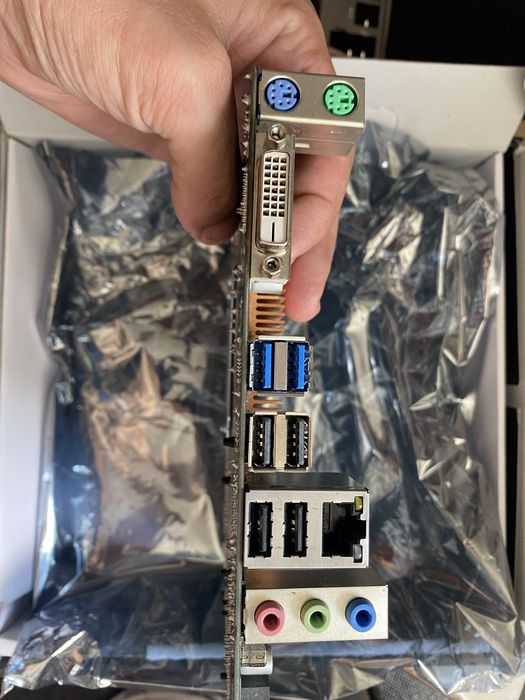 Материнская плата ASRock H110M-DGS