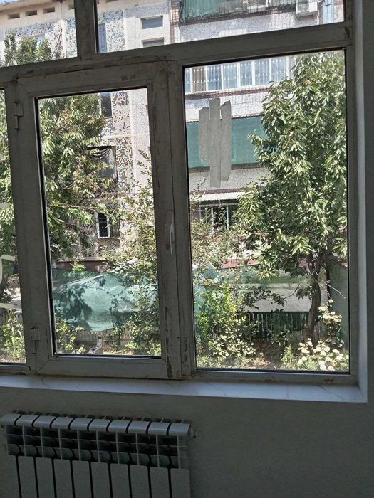 nejiloy, otdelno stoyashiy, z