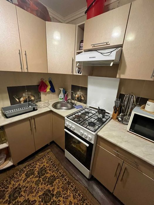 Продам 3комн на 15мкр