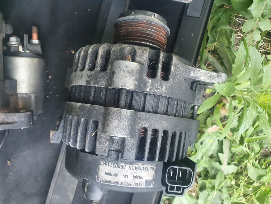 Vând alternator Opel Zafira 1.7 tdci an 2012