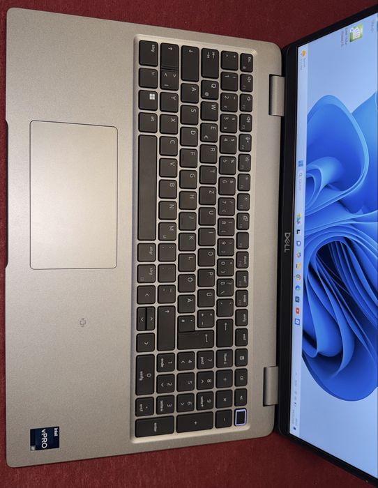 Dell Latitude 5540 i7 Gen 13, 16GB RAM, 512GB SSD – Laptop Business 20