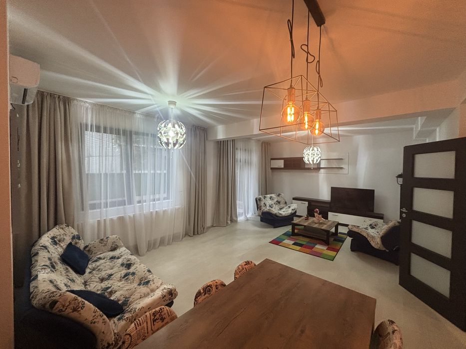 Dobroești-Fundeni |Vilă Lux |3 Cam băi Proprii |Complex Privat | 320mp