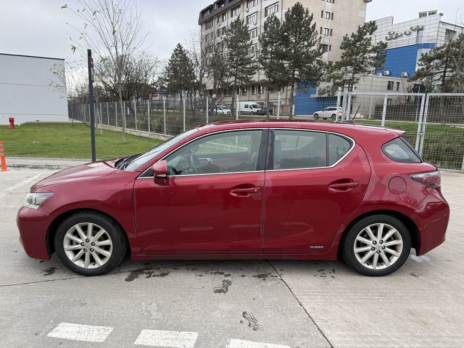 Lexus CT200h 2013