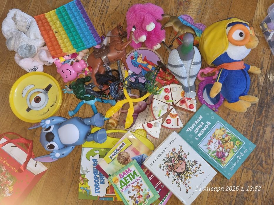 Отдам пакет  игрушки