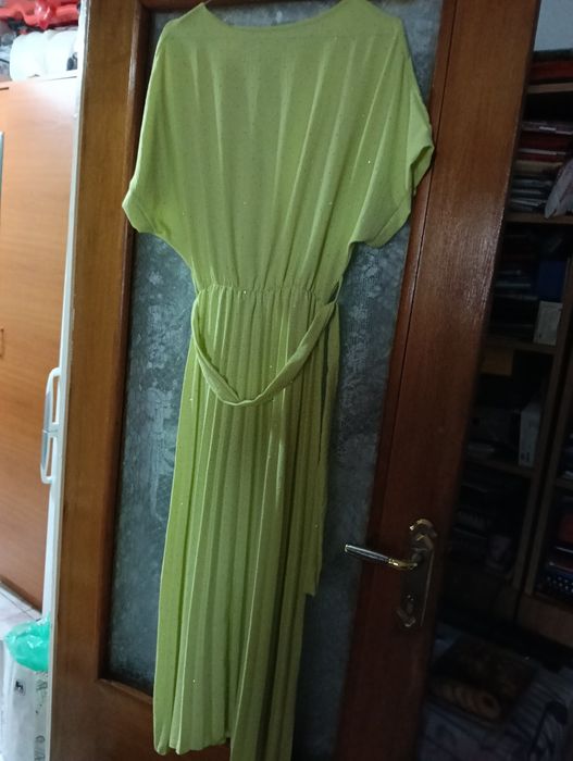 Rochie superbă, 150 lei