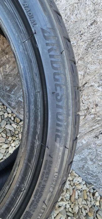 Anvelopa Bridgestone 225/40 R18 92Y Duler H/T 255/70 R18 113S