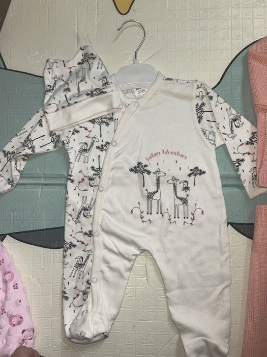 Продам детские вещи Все за 11тысяч