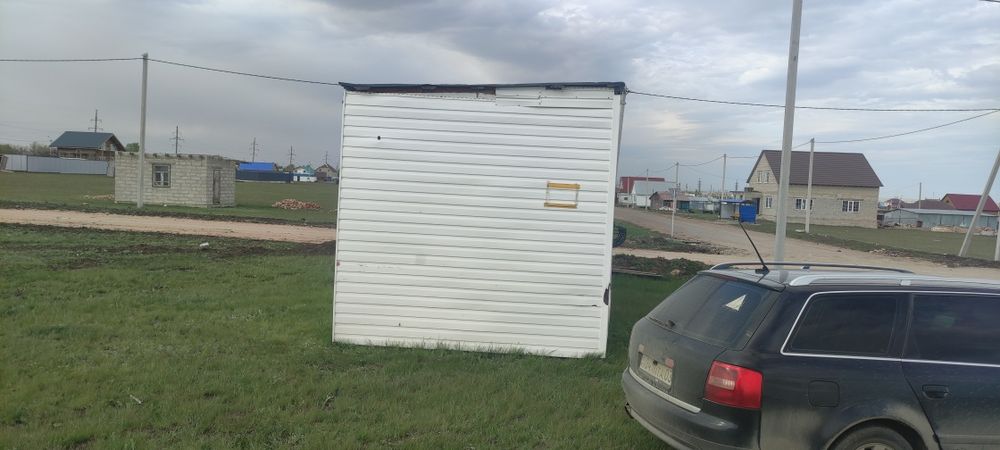 Продам вагончик , находится в красном яре